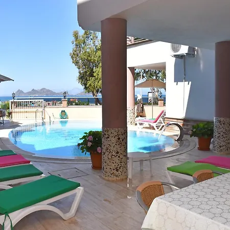 Aybey 아파트호텔