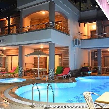 Aybey 아파트호텔 3*